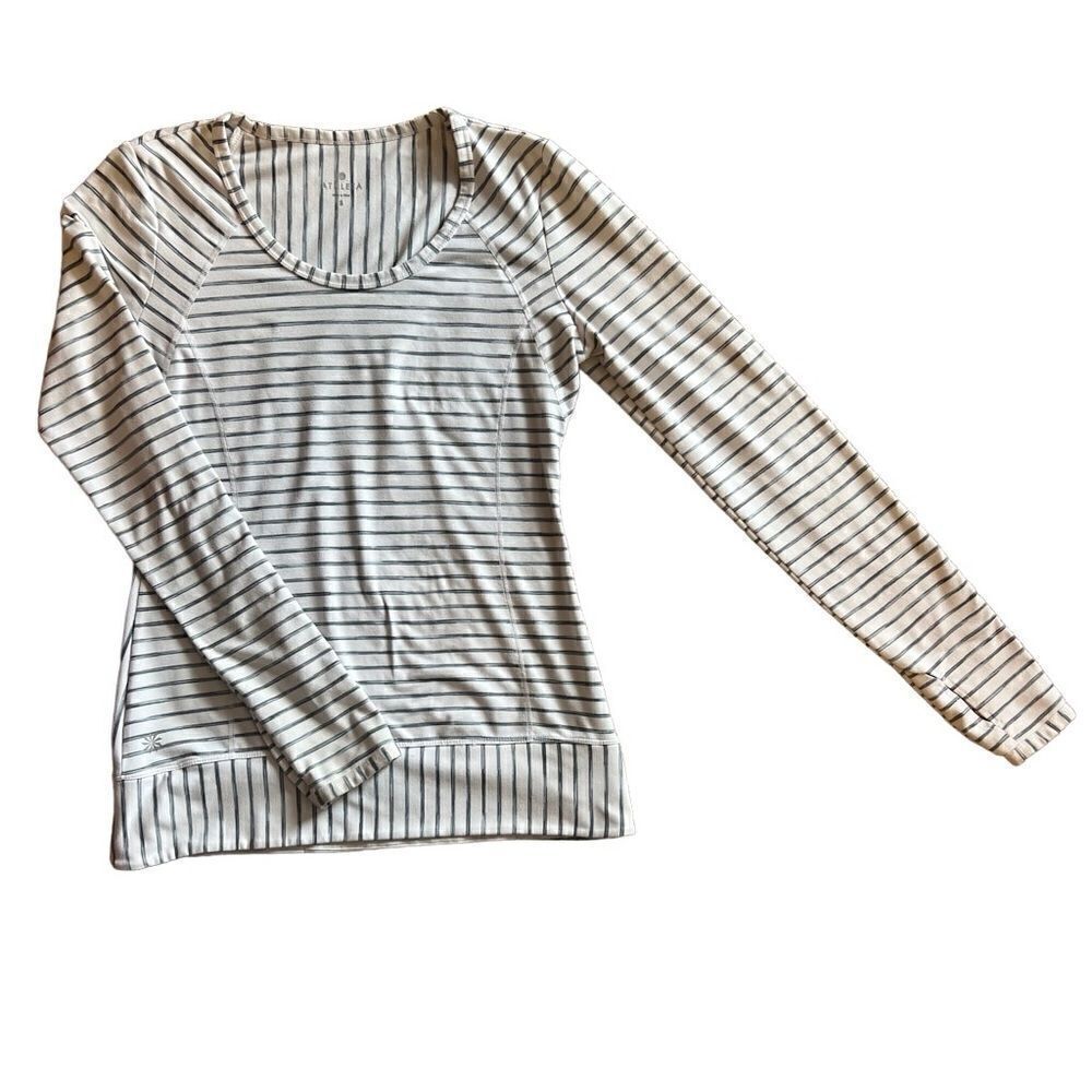 Athleta Space Dye Striped Shirt. White and Blue. Great Condition!! Size Small